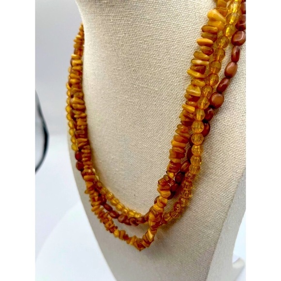 Vintage Multi-Strand Beaded Necklace With Agate Chips - Picture 5 of 7